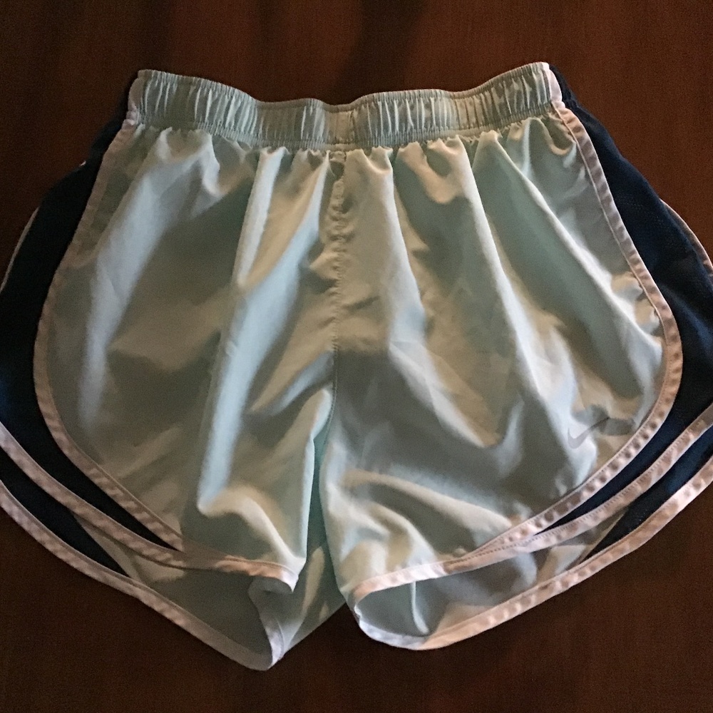 Nike medium women’s shorts